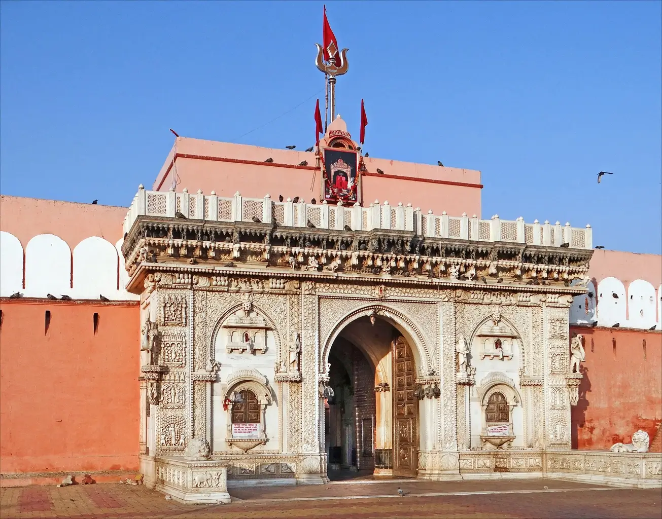 करणी माता देशनोक की पूरी जानकारी Karni Mata Deshnok